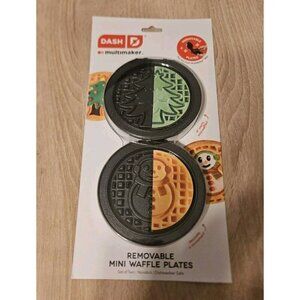 Dash Multimaker Removable Mini Waffle Plates Holiday Christmas Tree & Snowman...